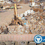 ضایعات آهن در و پنجره انبار عظیمی